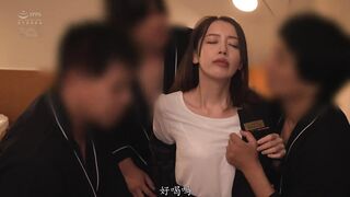 CLUB-833 [中文字幕] 美咲かんな - 一流酒店女的上品淫屄超激活塞中出RAPE亂交映像