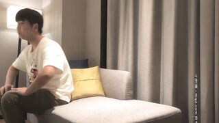 【小宝寻花】约了个颜值不错毛衣妹子啪啪，口交上位骑乘抽插大力猛操呻吟