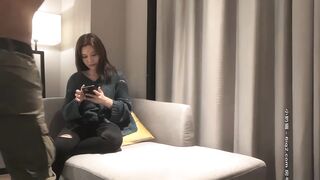 【小宝寻花】约了个颜值不错毛衣妹子啪啪，口交上位骑乘抽插大力猛操呻吟