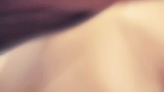 【赵总寻花】性格很好的黄衣辣妹，聊聊天然后抱起猛操战况激烈，最后颜射特写