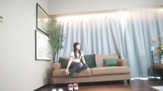 探花系列 19岁清纯小妹妹_貌似还是处女_温柔的给她开了苞