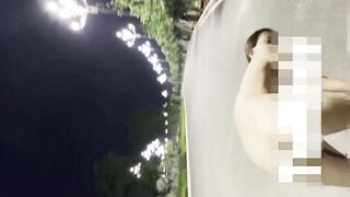 『推特网红』国产露出女菠萝与摄影师公交站和马路中央做爱