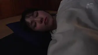 WAAA-639 [中文字幕]「让我练习做爱好不好？」青梅竹马芽依只带了一个安全套，第一次做爱就上瘾，未成熟的小穴连续三天三夜内射了10发，五日市芽依