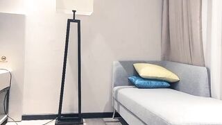 巨乳美女_把我要搞废了受不了了_身材丰腴鲍鱼粉嫩_被肌肉大哥从沙发操到床上_奶子哗哗_骚叫不停