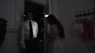 麻豆映画  MD0054 性侵无理女业主 - 夏滢