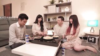 光棍節大戰姐妹盛宴，MD-0070 光棍大战(上)姐妹盛宴 夏晴子 沈娜娜 双11特别企划