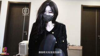 [糖心Vlog] 旧情复燃 昔日女友口爆颜射欲求不满 白虎嫩穴继续榨精内射 - 明纱芽衣
