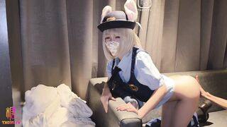 [糖心Vlog] 肉棒威胁兔子警官 被迫性爱却上瘾连续打桩两次 - 萌宅卡