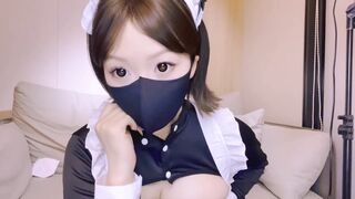 【菠萝啤】爆乳黑丝女仆潮吹圣体，白虎肉穴狂吸肉棒，被干到翻白眼